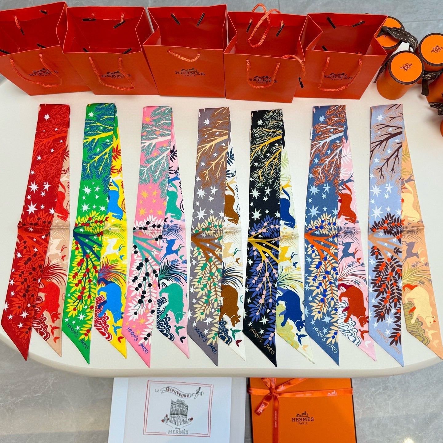 HERMES 25S SILK NECKERCHIEF 86 IN SILK 714357