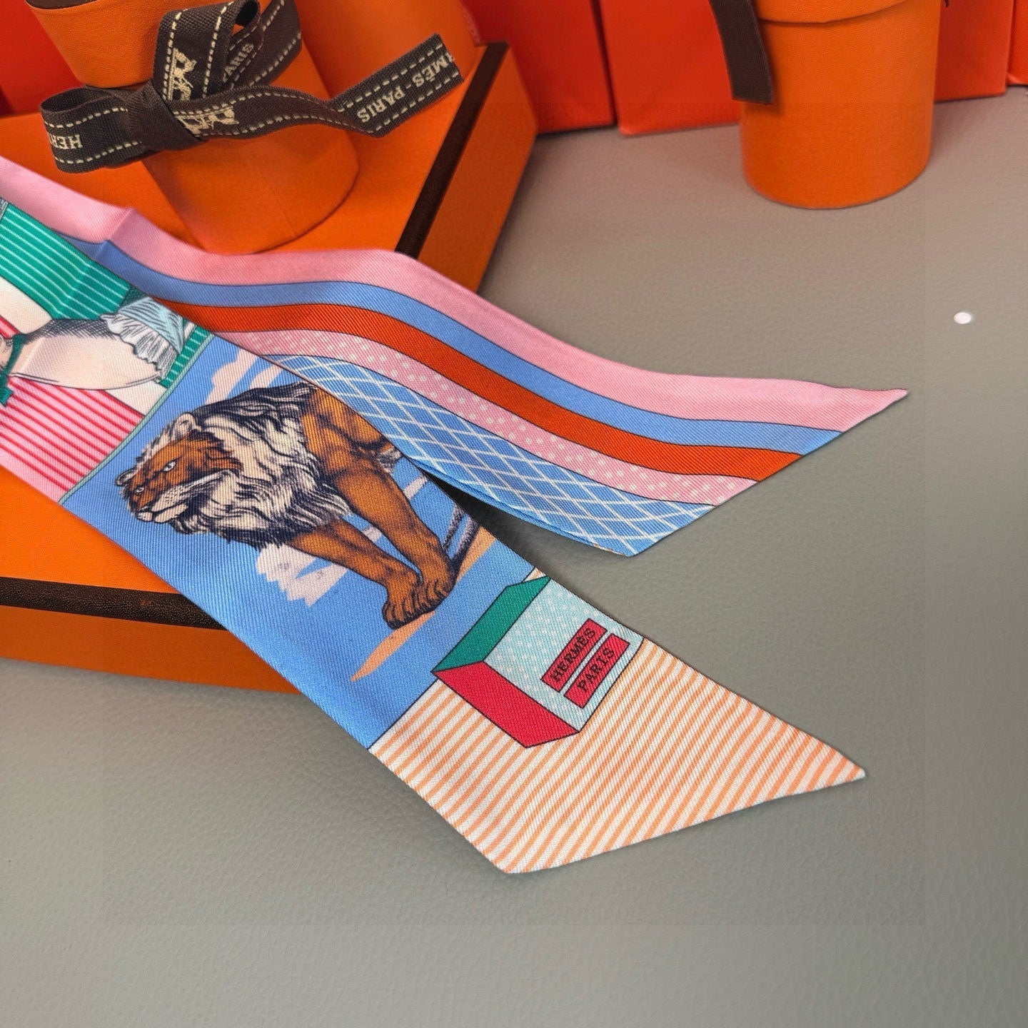 HERMES 25S SILK NECKERCHIEF 86 IN SILK 714362