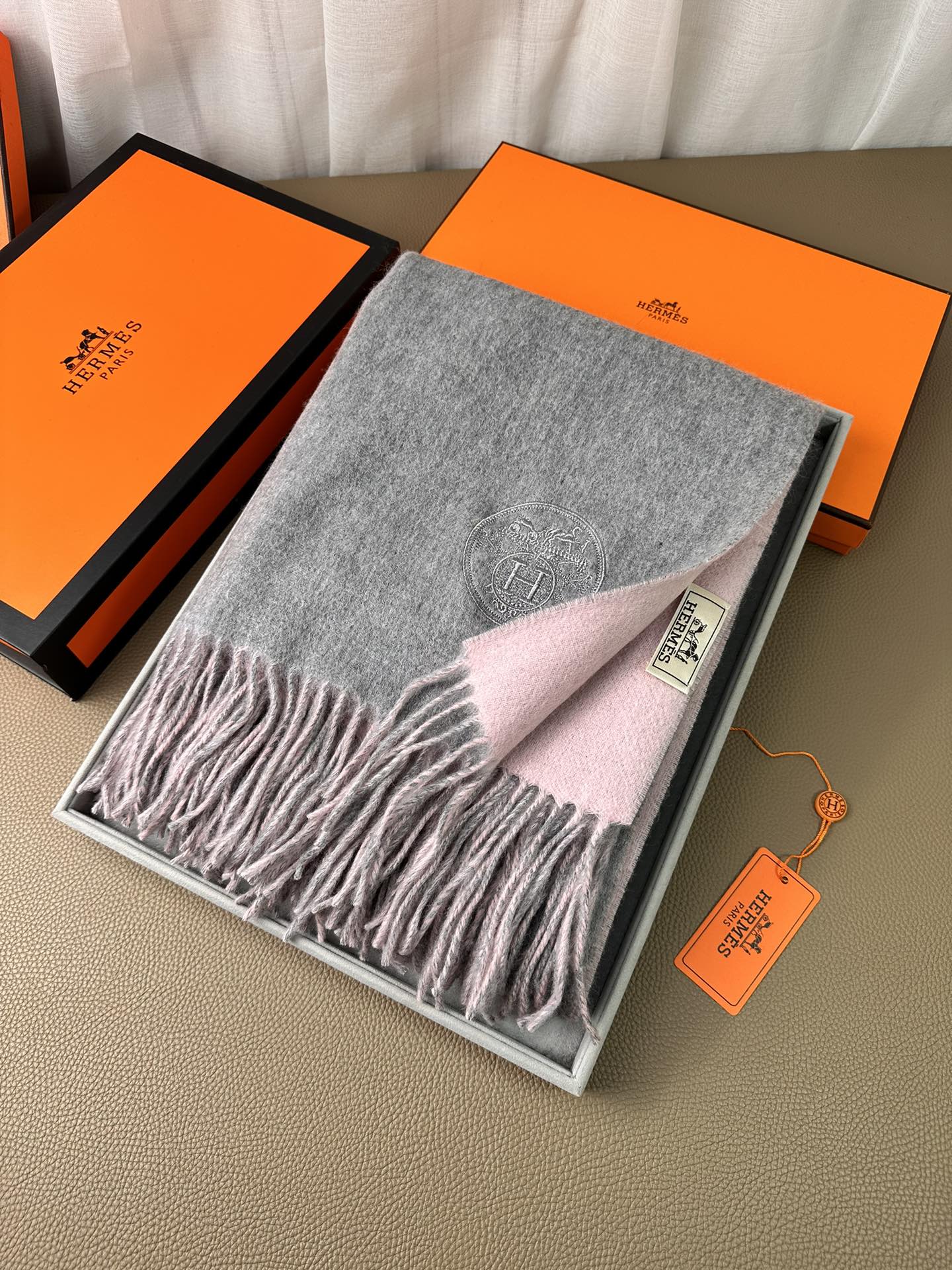 DOUBLE-FACE SCARF 200 CM IN LIGHT PINK AND GREY CASHMERE