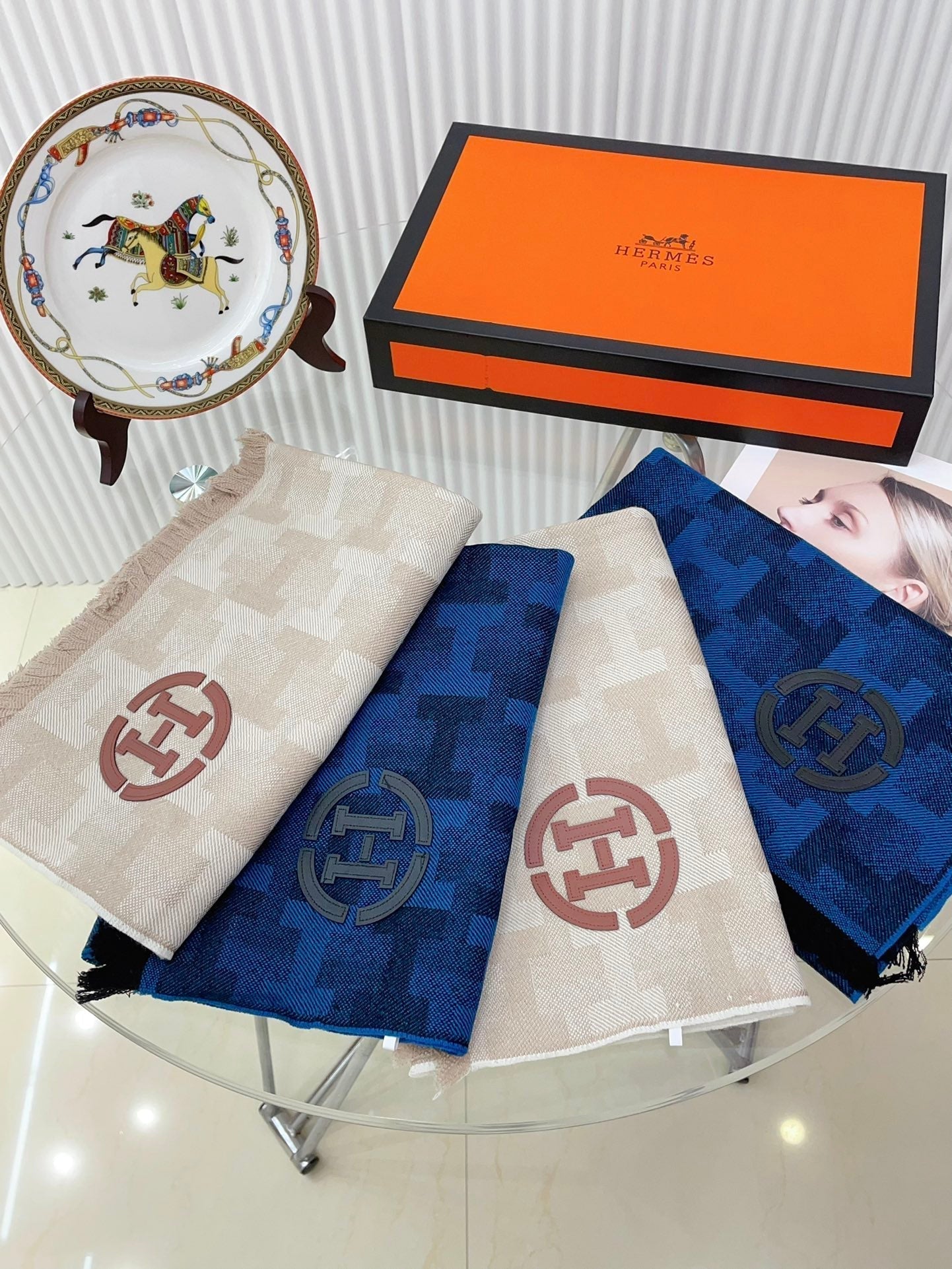 SCARF 200 CM IN COBALT BLUE MONOGRAM CASHMERE