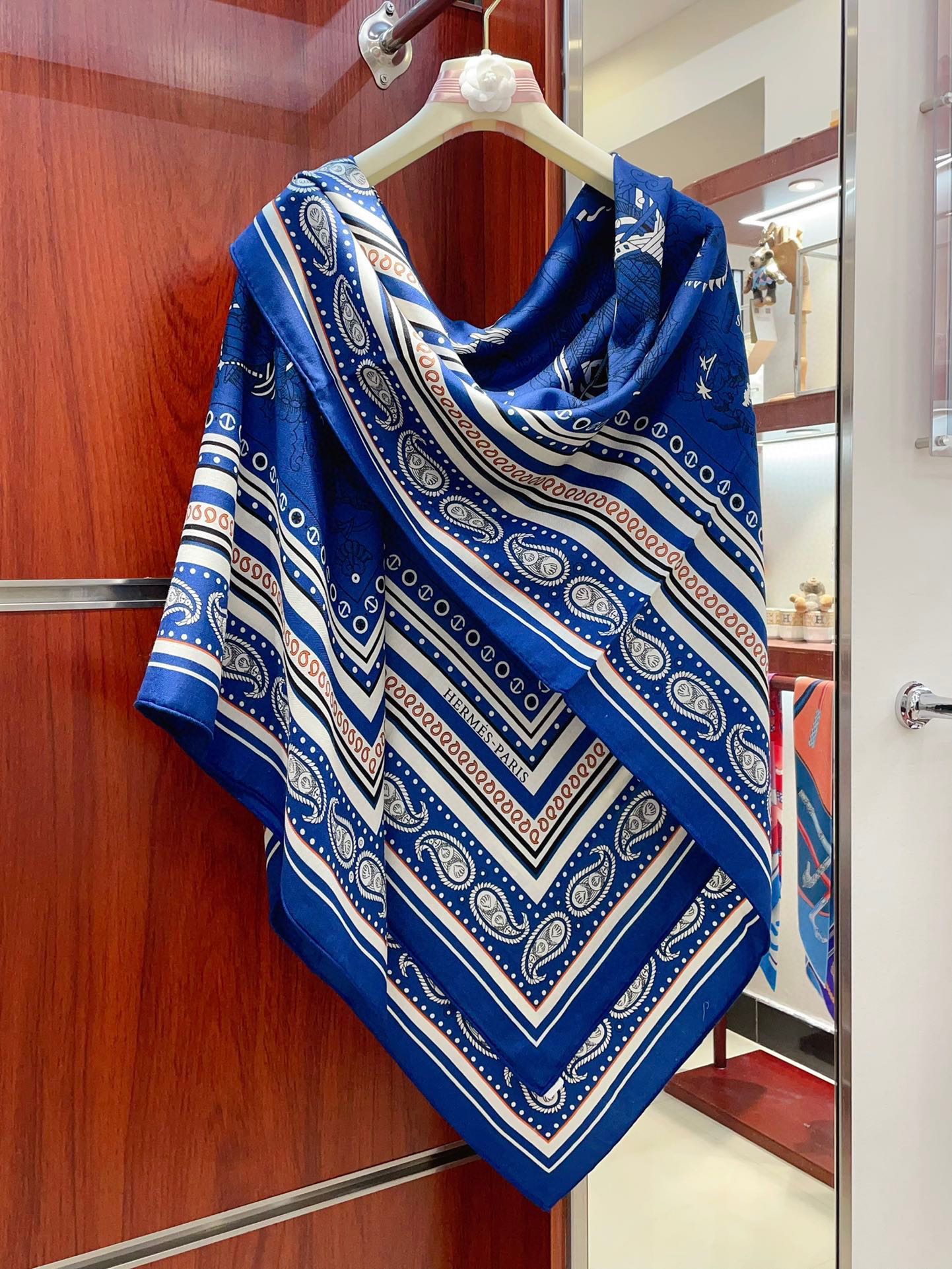 TATOUAGES MARINS BANDANA SHAWL 135 CM COLORFUL 385443