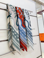 LES ROUES DE PHAETON BANDANA SHAWL 140 CM COLORFUL 385446