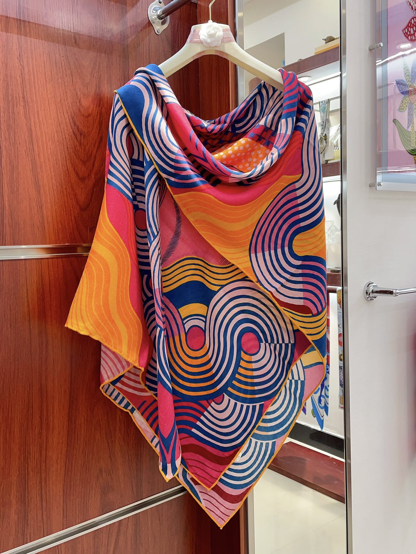 SCARF 140 CM COLORFUL 388171