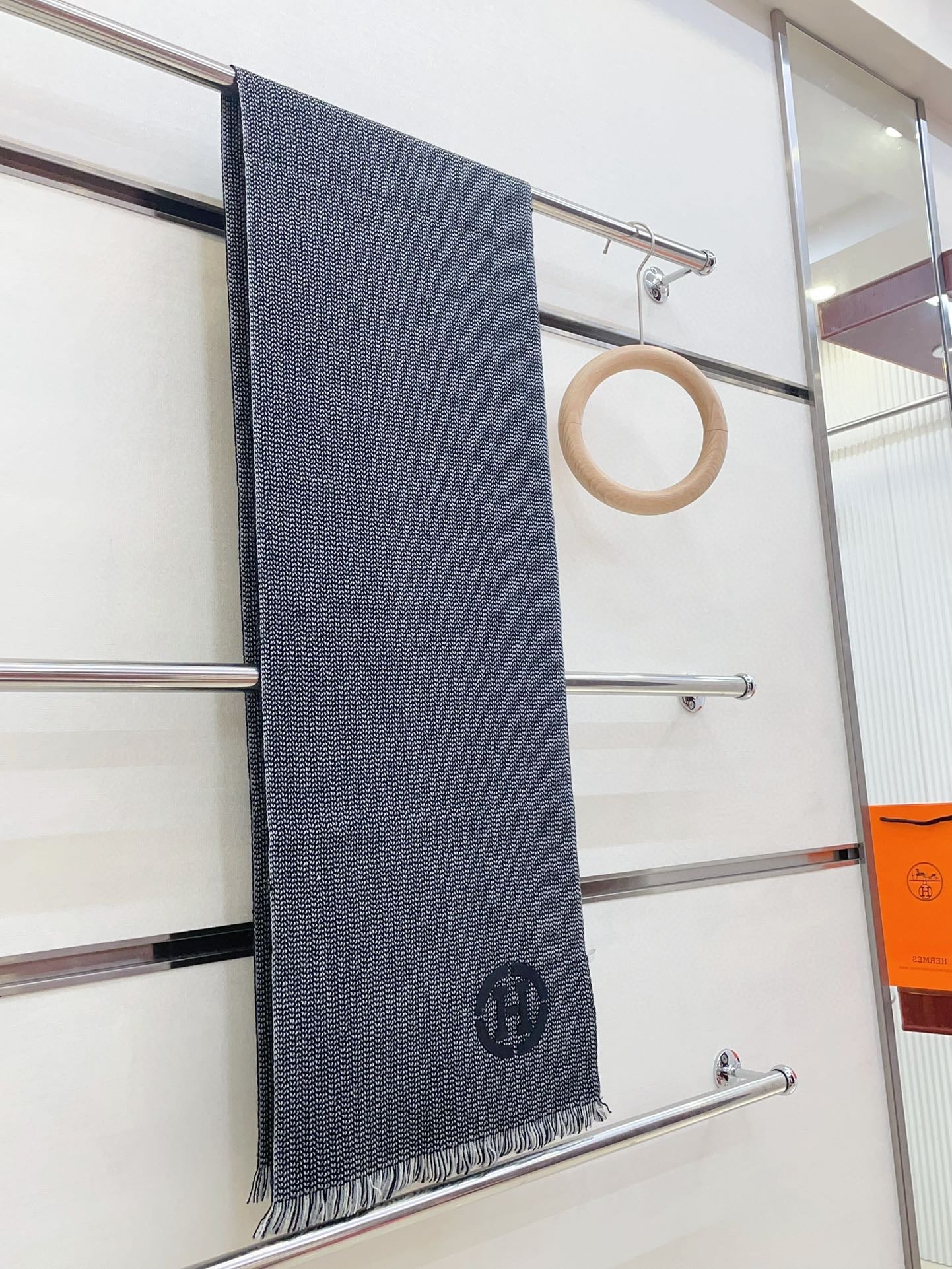 GRANITE MUFFLER 180 CM SCARF IN MARINE MIX BLEU MOYEN CASHMERE