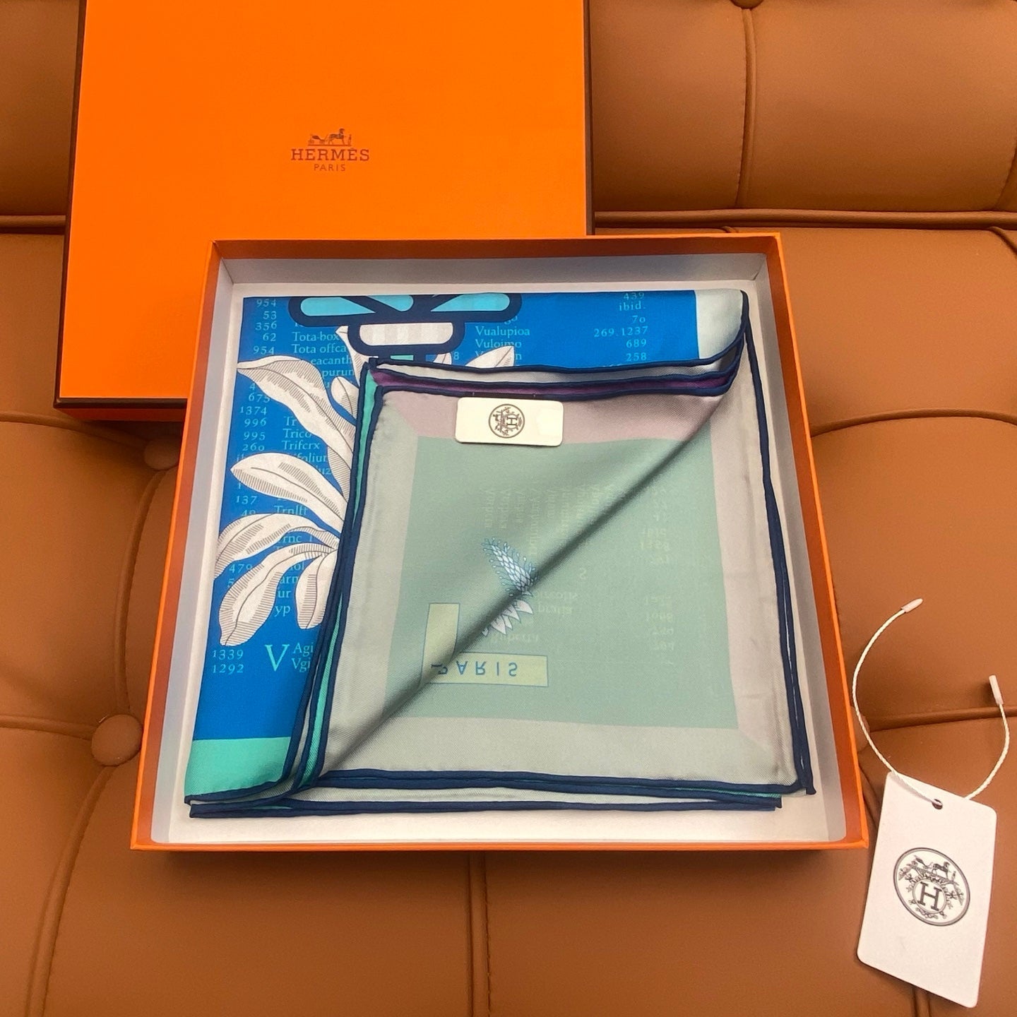 HERMES 25S SCARF 90 IN SILK 718476