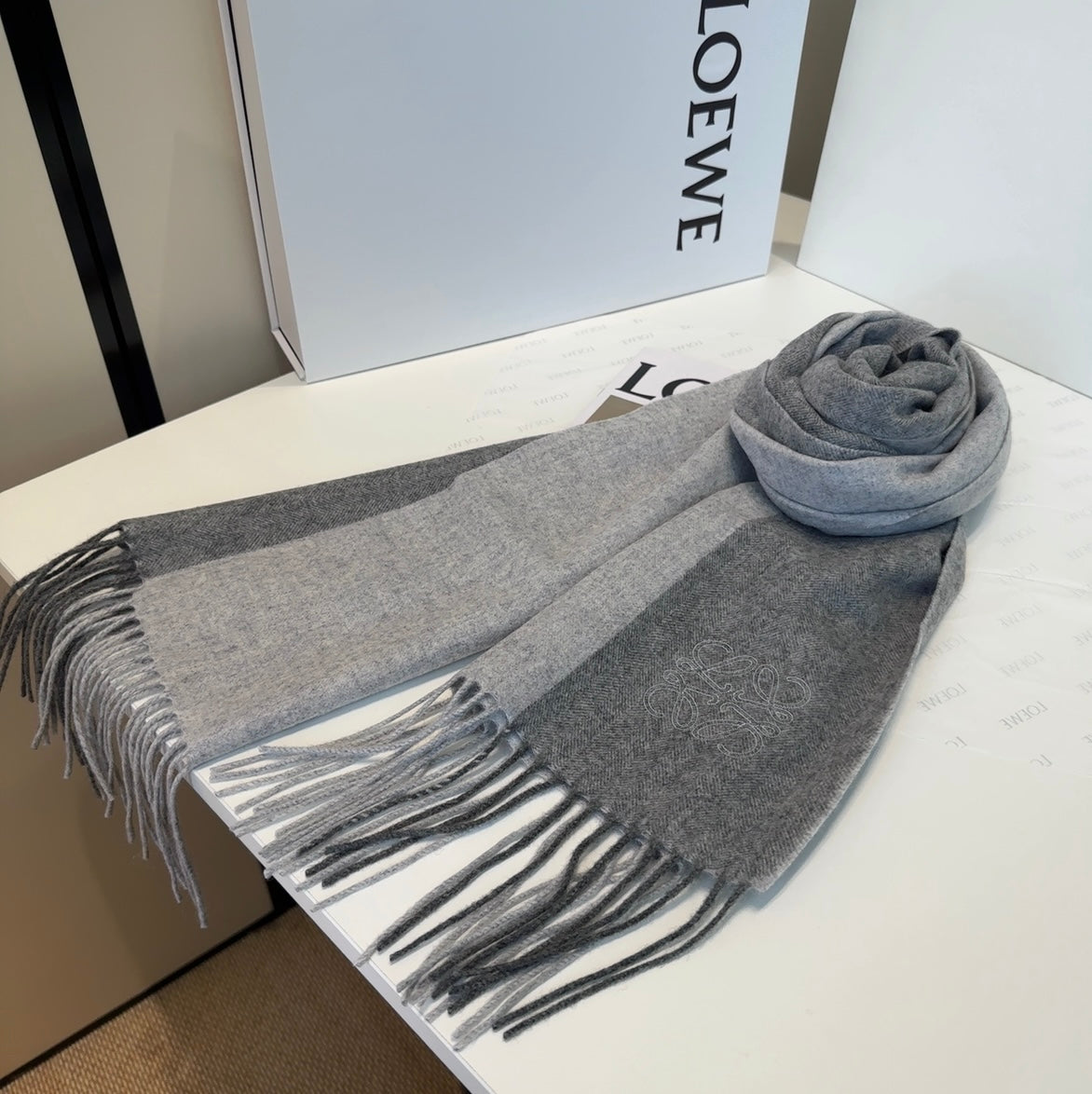 LOEWE 25S SCARF 180 IN CASHMERE 858203