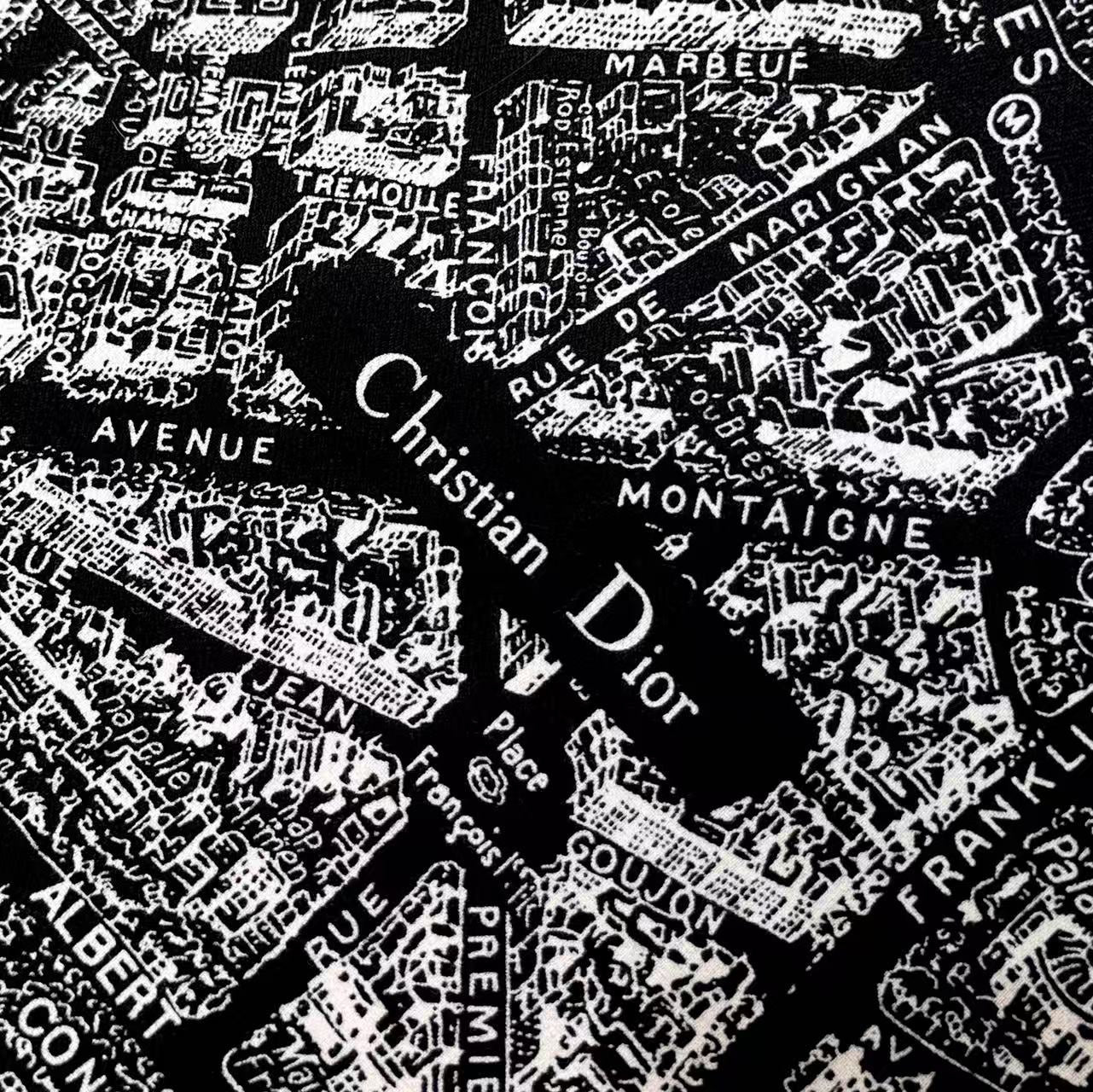 DIOR SCARF 110 CM IN SILK 730651