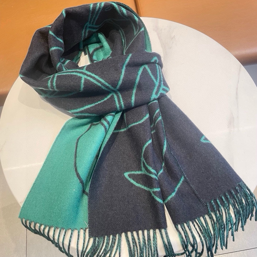 CASAQUE ENTRELACS EQUESTRES 190 CM SCARF IN PERSLAN GREEN CASHMERE